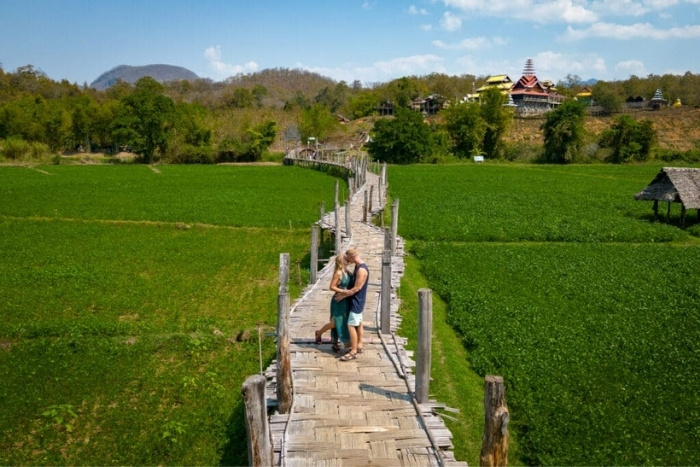 Le pont de bambou Su Tong Pae