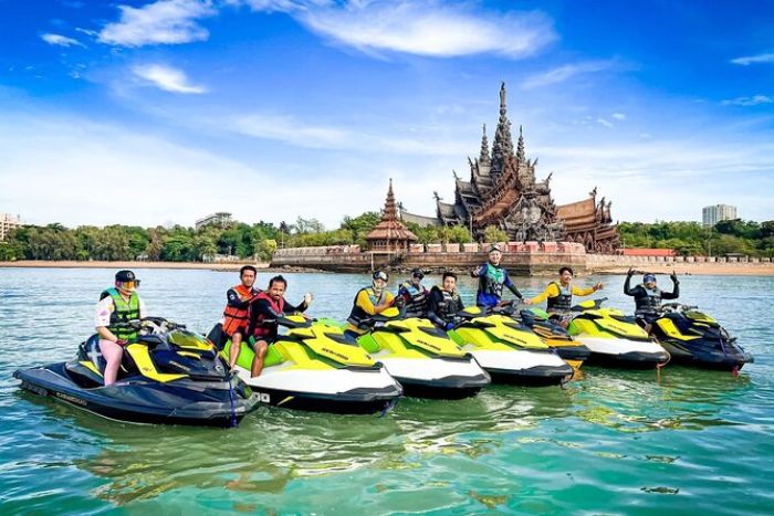 Que faire à Pattaya en 2 jours ? Jet-ski à la plage de Pattaya