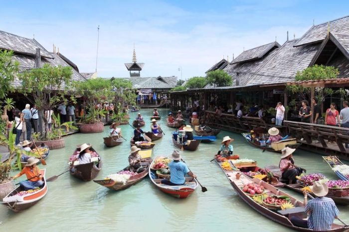 Marché flottant de Pattaya