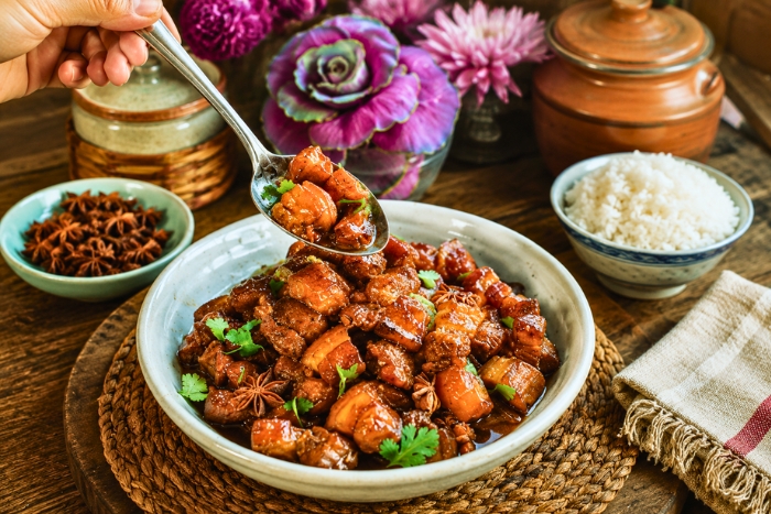 Moo Hong au porc fondant mijot&eacute; aux &eacute;pices