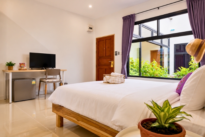 Un espace de d&eacute;tente confortable &agrave; l'h&ocirc;tel Alleyhill Phuket