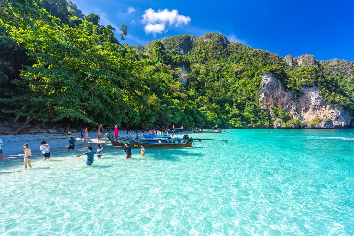 Eaux émeraude et plages paradisiaques : explorez les îles Phi Phi durant 1 semaine à Phuket