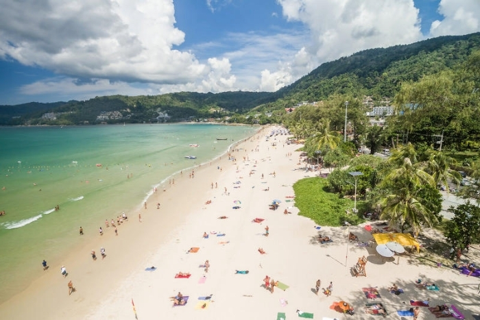 La plage de Patong