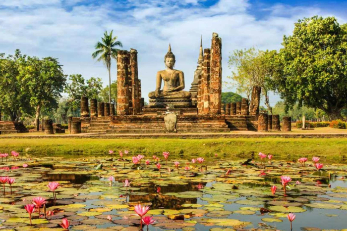 Nous avons visité le parc historique de Sukhothai lors de notre circuit combiné Thaïlande Laos