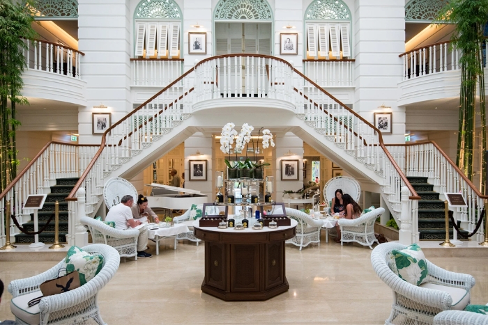 Commencer mon itin&eacute;raire de luxe en Tha&iuml;lande 1 semaine &agrave; Authors' Lounge pour le th&eacute; 