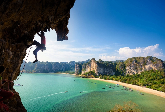 Plage de Railay, destination idéal pour grimper et nager