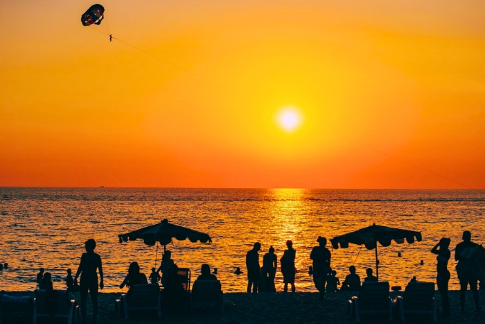 Que faire en Thaïlande ? Voir le coucher de soleil à Karon Beach