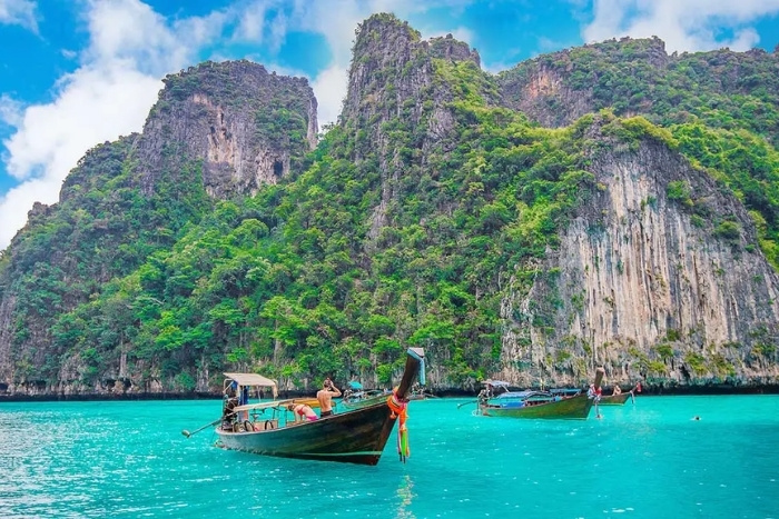 Ao Nang Beach &agrave; Krabi