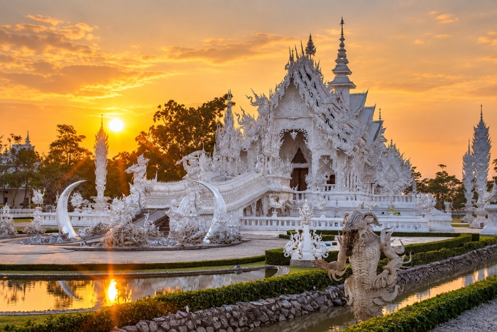 Wat Rong Khun, joyau architectural de Chiang Rai