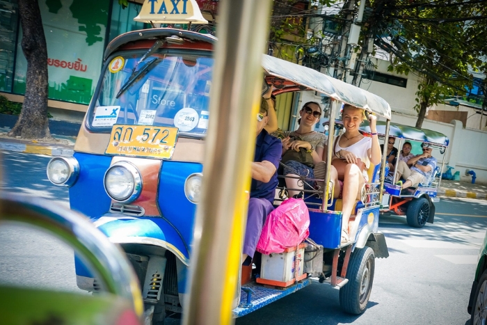 Les tuk-tuks en Thaïlande : le plus grand plaisir à trois roues
