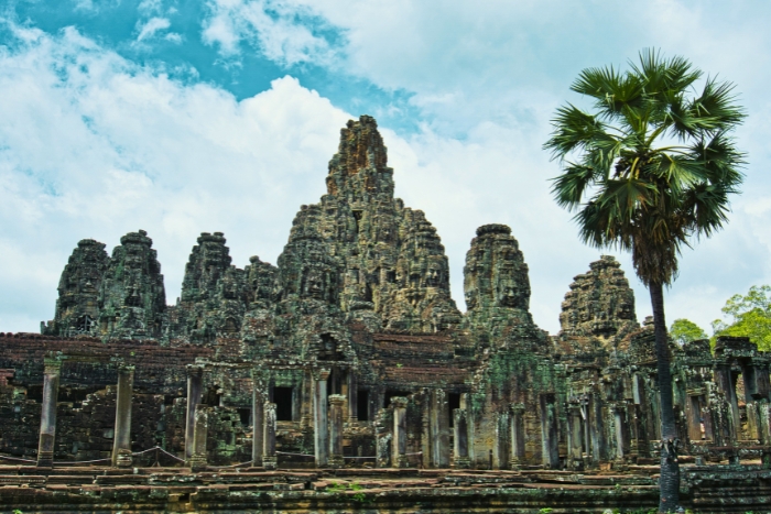Les c&eacute;l&egrave;bres visages de pierre du temple Bayon