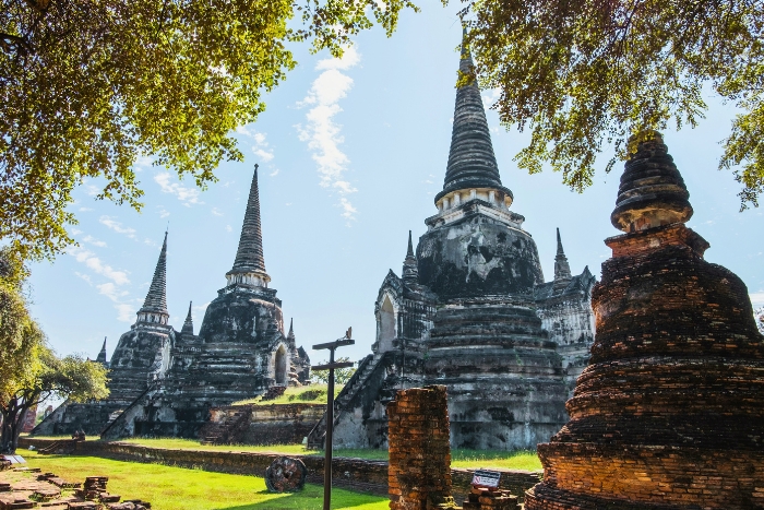 Promenade dans le Wat Phra Sri Sanphet &agrave; Ayutthaya