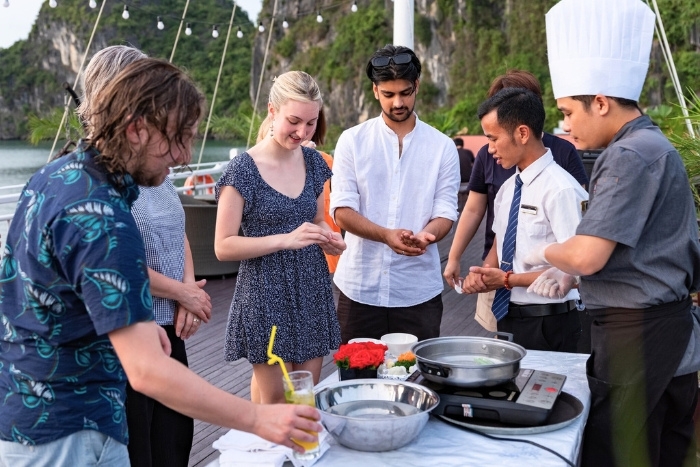 Cours de cuisine traditionnelle &agrave; bord du Hera Grand Cruise