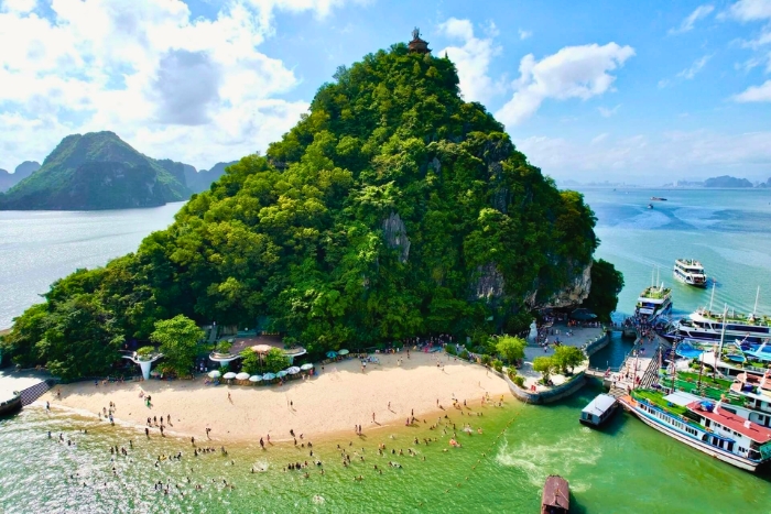 Panorama depuis l&rsquo;&icirc;le de Ti Tốp