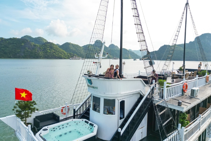 Baie d'Halong est incontournable pour votre vacances d'&eacute;t&eacute; au Vietnam en famille