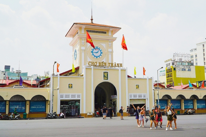 Le marché de Ben Thanh reflète la vie de Saïgon