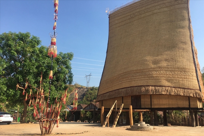 Kon K&rsquo;Tu, village Bahnar authentique au c&oelig;ur d&rsquo;un circuit Hauts Plateaux du Vietnam