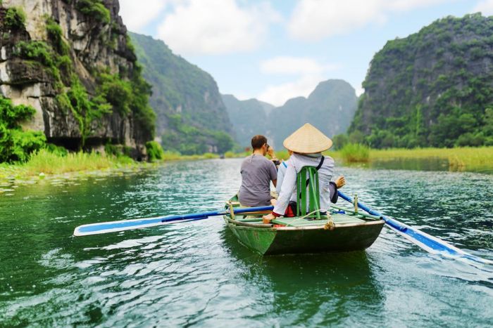 Les paysages de Ninh Binh séduisent petits et grands