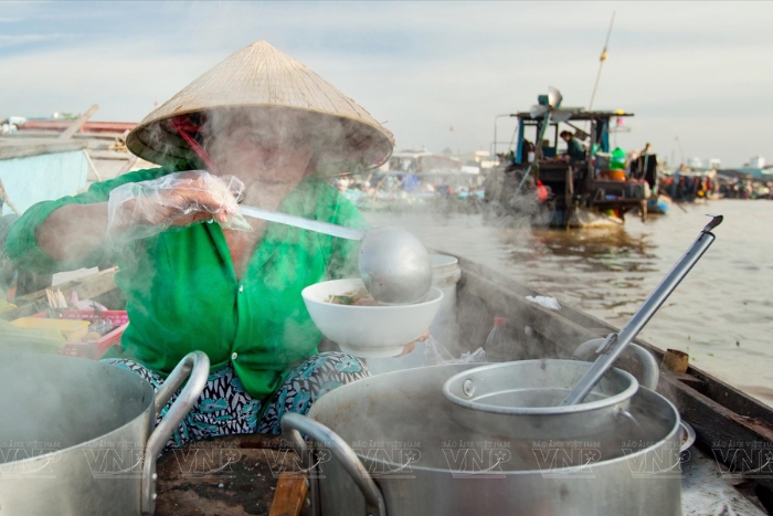 L’animation du marché flottant de Cai Rang