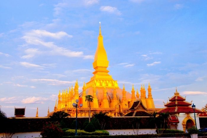 Pha That Luang Vientiane - symbole spirituel du Laos