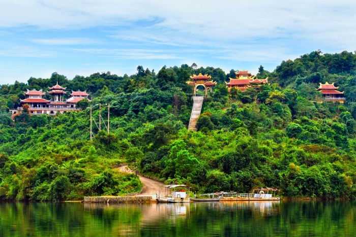 Truc Lam, une halte spirituelle à visiter Dalat Phan Thiet