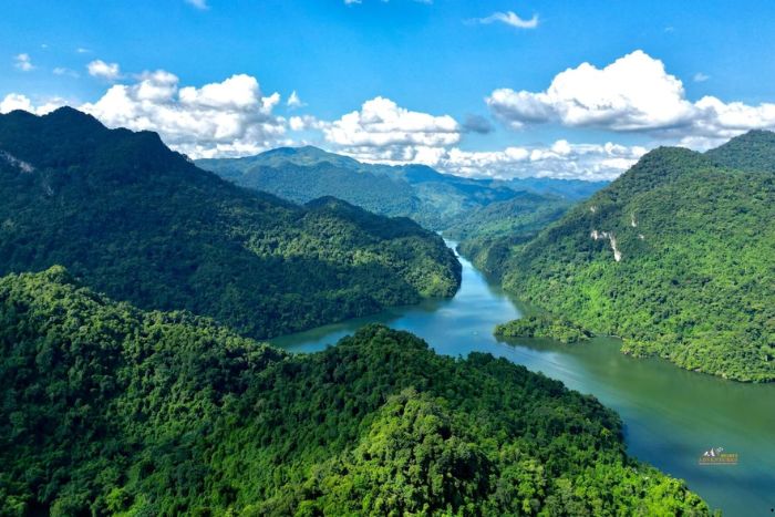 Lac Ba Be - À ne pas manquer lors de l’itinéraire Ba Be 1 jour