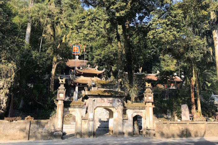 Temple Duom à Thai Nguyen (nom en vietnamien : Đền Đuổm)