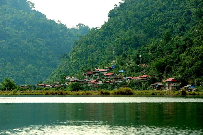 Village de Pac Ngoi à Ba Be 3 jours