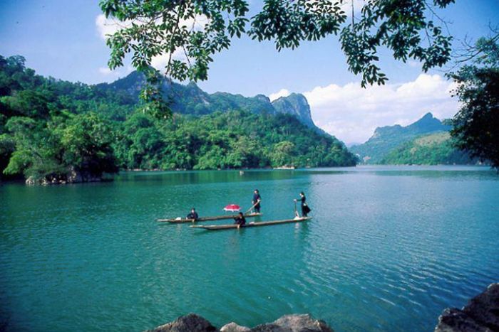 Lac Ba Be - Incontournable lors de l’itinéaire Ba Be 5 jours