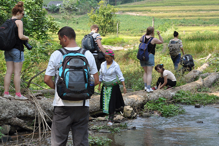 Randonnée dans le parc national de Ba Be Vietnam 