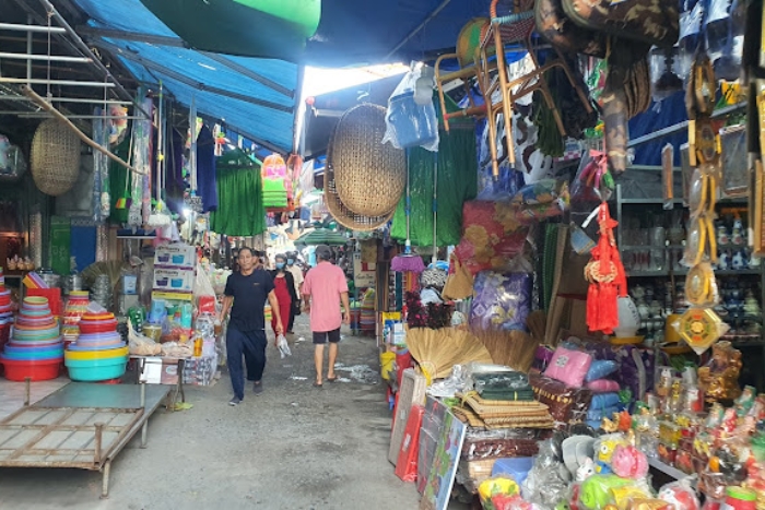 Visite au marché de My Long à Ben Tre