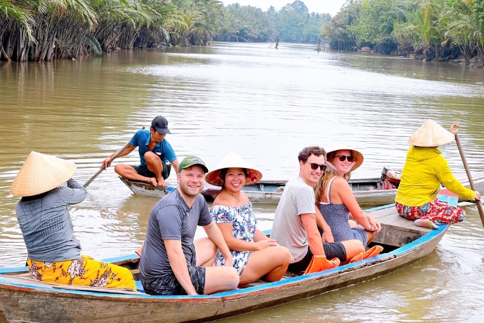 Transport local Ben Tre : balade en bateau au cœur du delta