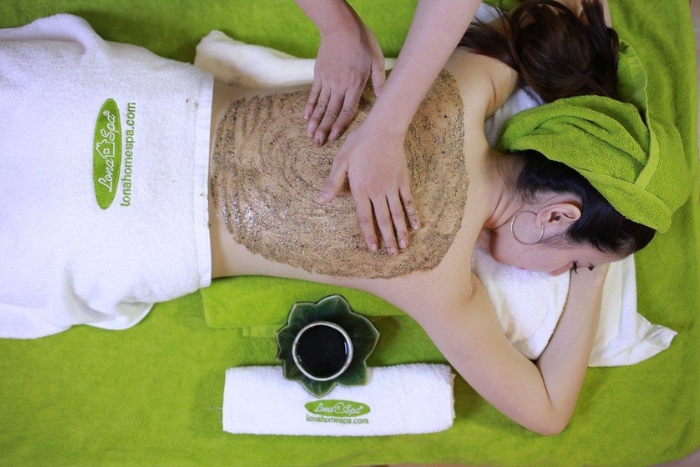 Massage traditionnel, activités entre filles à Can Tho relaxantes