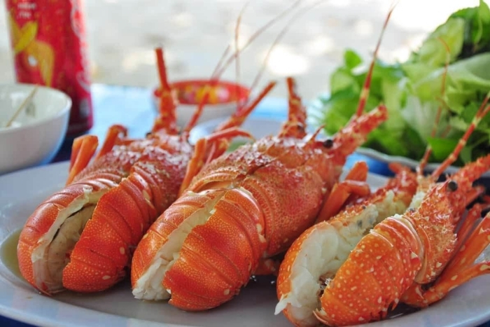 Homard rouge grillé