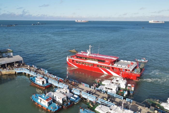 Comment se rendre &agrave; Con Dao ? Le ferry rapide est un bon choix