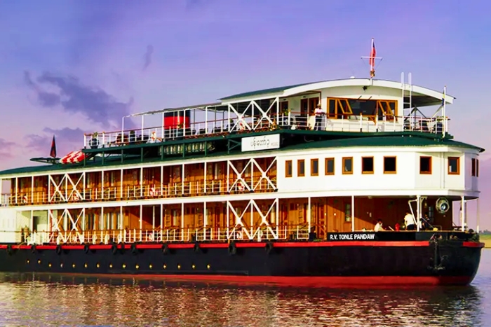 Embarquez &agrave; bord de la croisi&egrave;re RV Tonle Pandaw