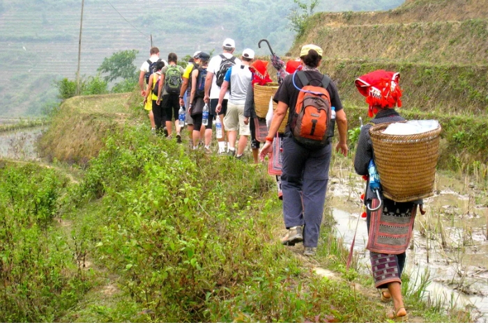 Randonnée à Sapa à côté les jours d'explorez la capitale de Hanoi