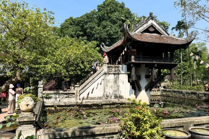 La Pagode au Pilier Unique est l'un des meilleurs endroits &agrave; visiter &agrave; Hanoi en un jour