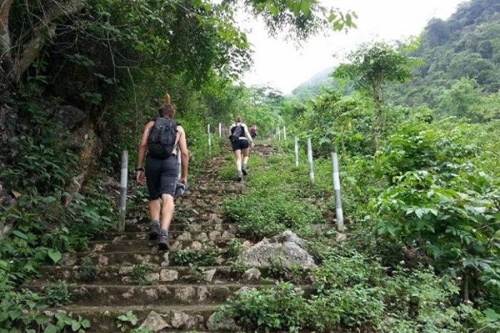 Visiter Mai Chau après la visite du village de Duong Lam