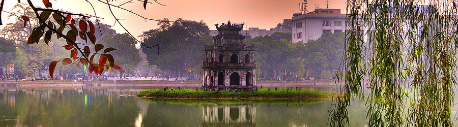 Lac Hoan Kiem - Hanoi Vietnam