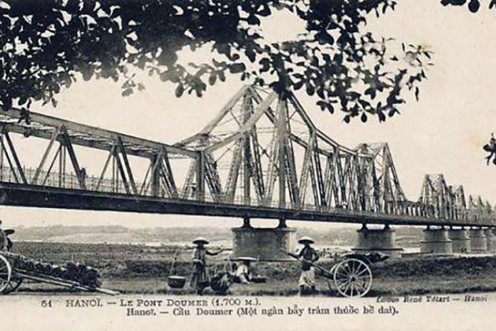 Vieille photo du pont Long Bien