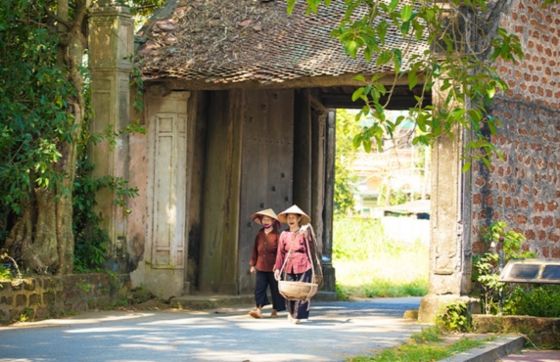 Découverte LAncien Village De Duong Lam à Hanoï Dans Une Journée