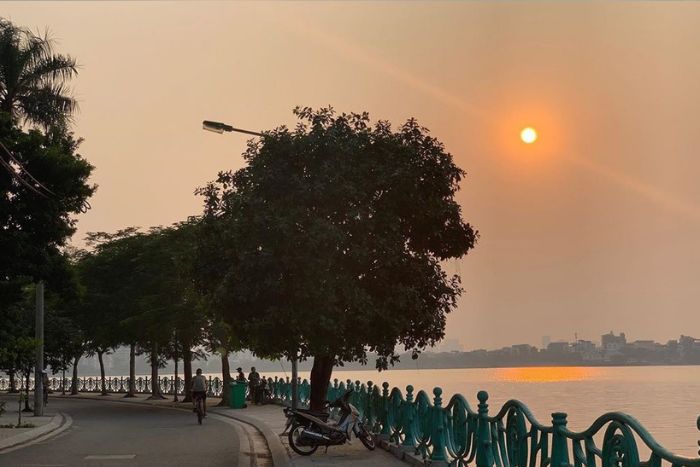 Le Lac de l'Ouest est l’un des plus beaux endroits pour admirer le coucher du soleil à Hanoï