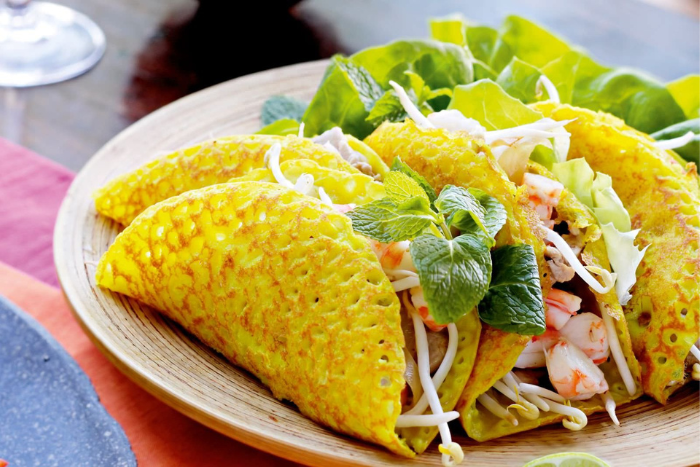 Banh xeo, un plat de rue de Hanoi vivement recommandé aux touristes