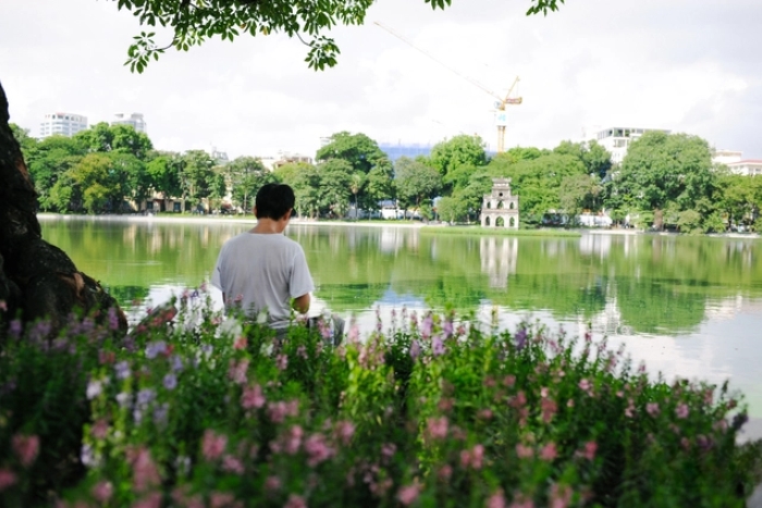 Promenade autour du lac Hoan Kiem