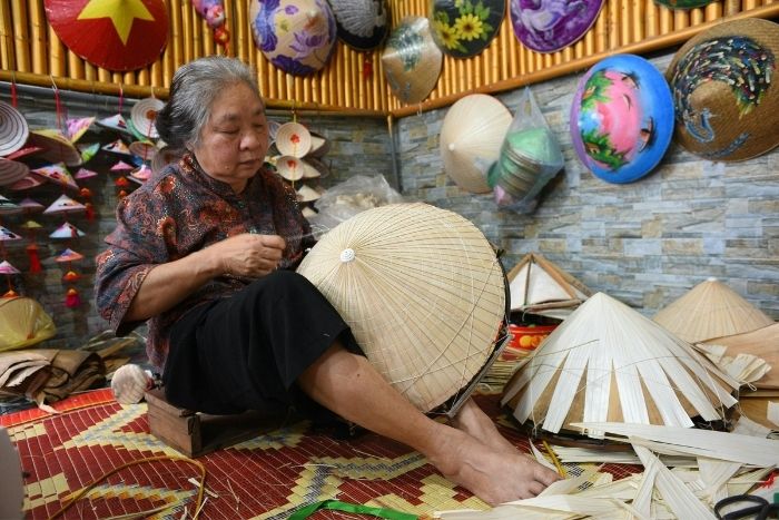 Les villages traditionnels de Hano&iuml; refl&egrave;tent les savoir-faire ancestraux du nord du Vietnam