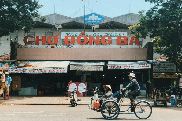 Le marché de Dong Ba