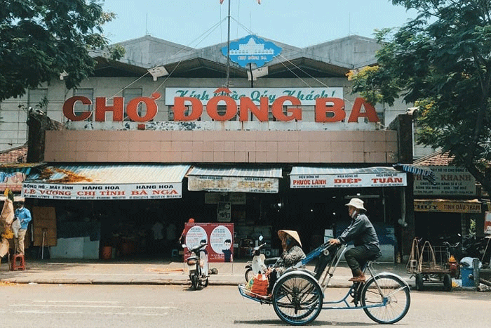 Marché Dong Ba