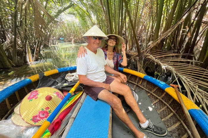 Partez à la découverte des cocoteraires de Cam Thanh