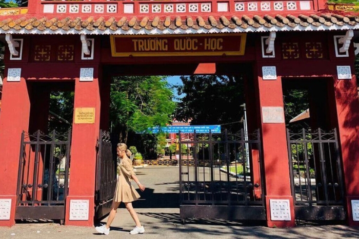 Le lycée d’élite Quốc Học Huế